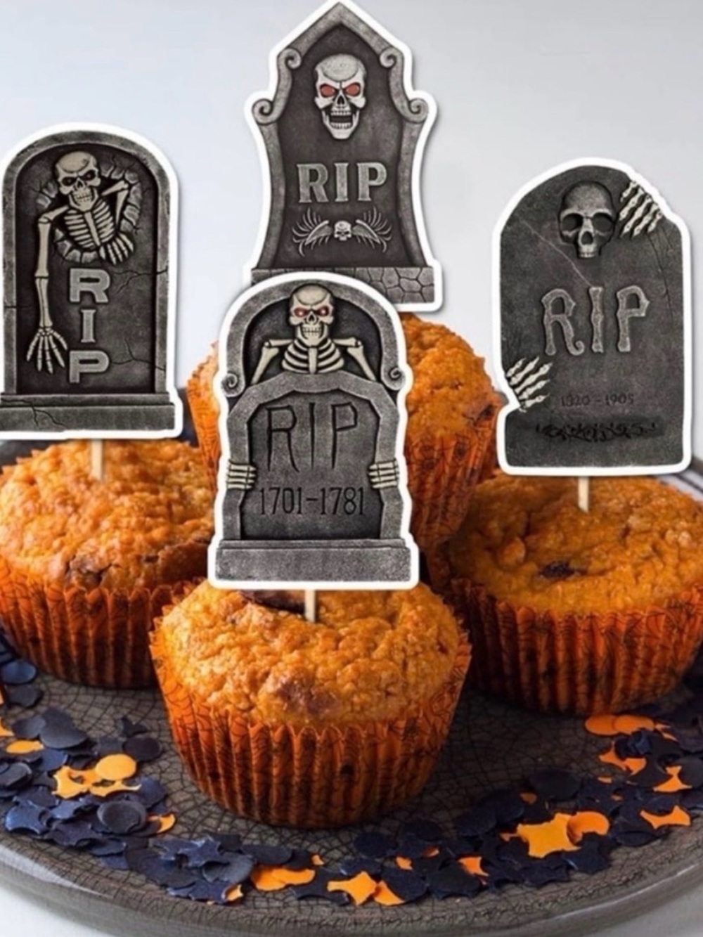 💞 New Pack of 8 Halloween Tombstone Cupcake Toppers